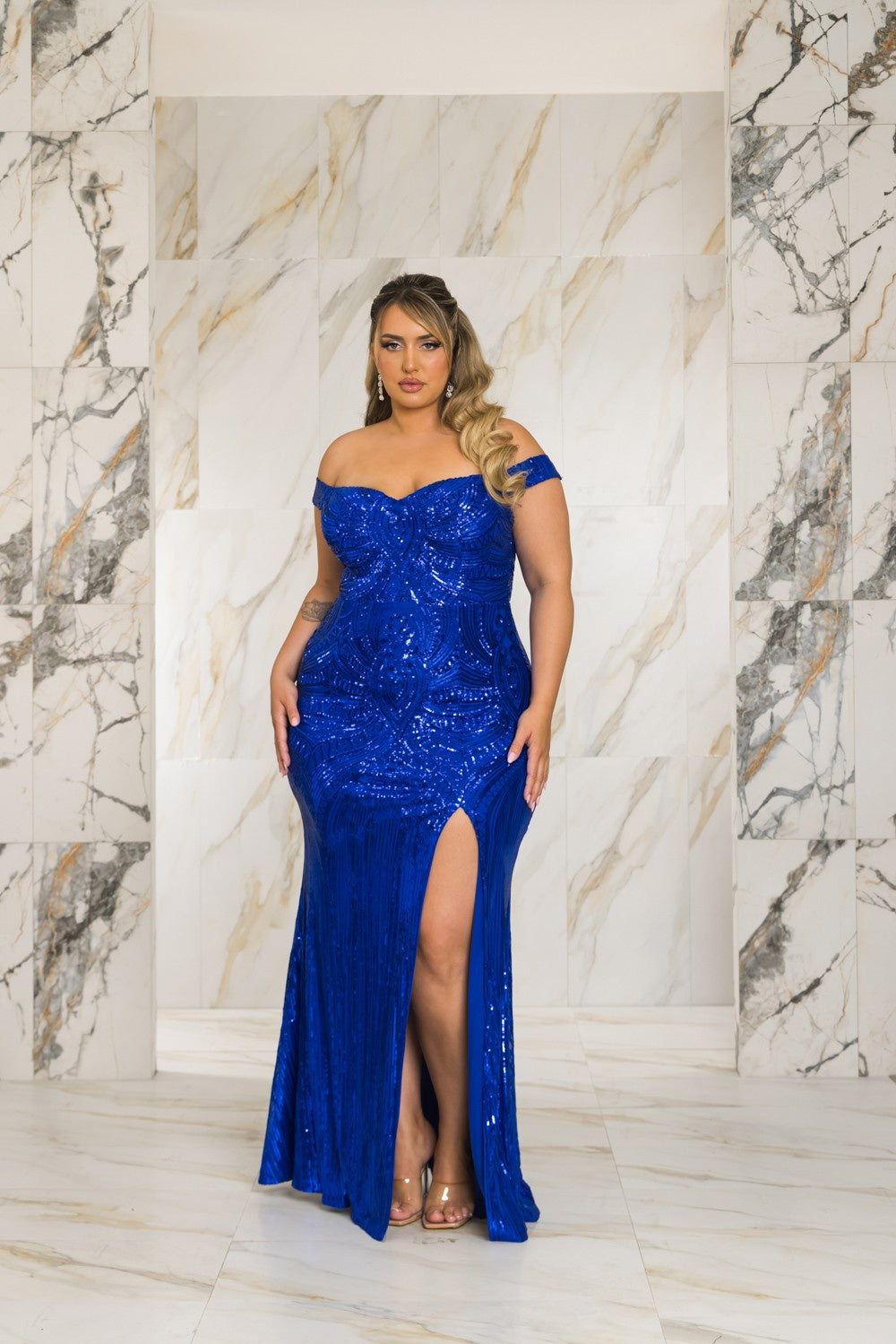 Robe bleu royal à sequins