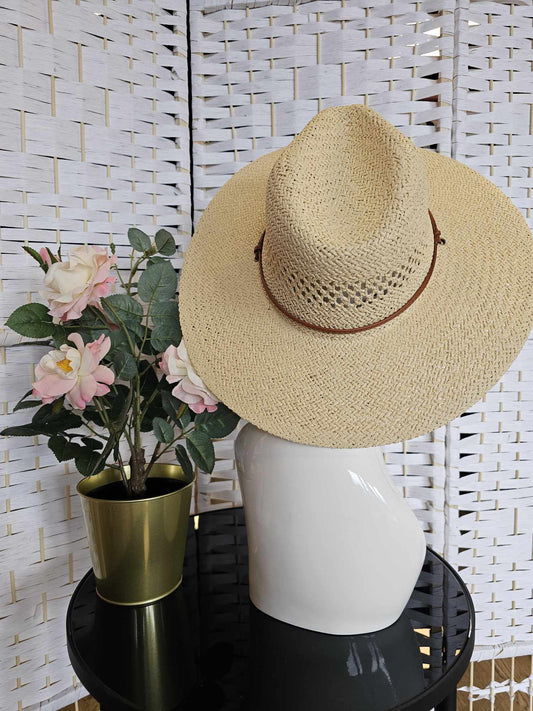 Straw hat #1 (with strap)