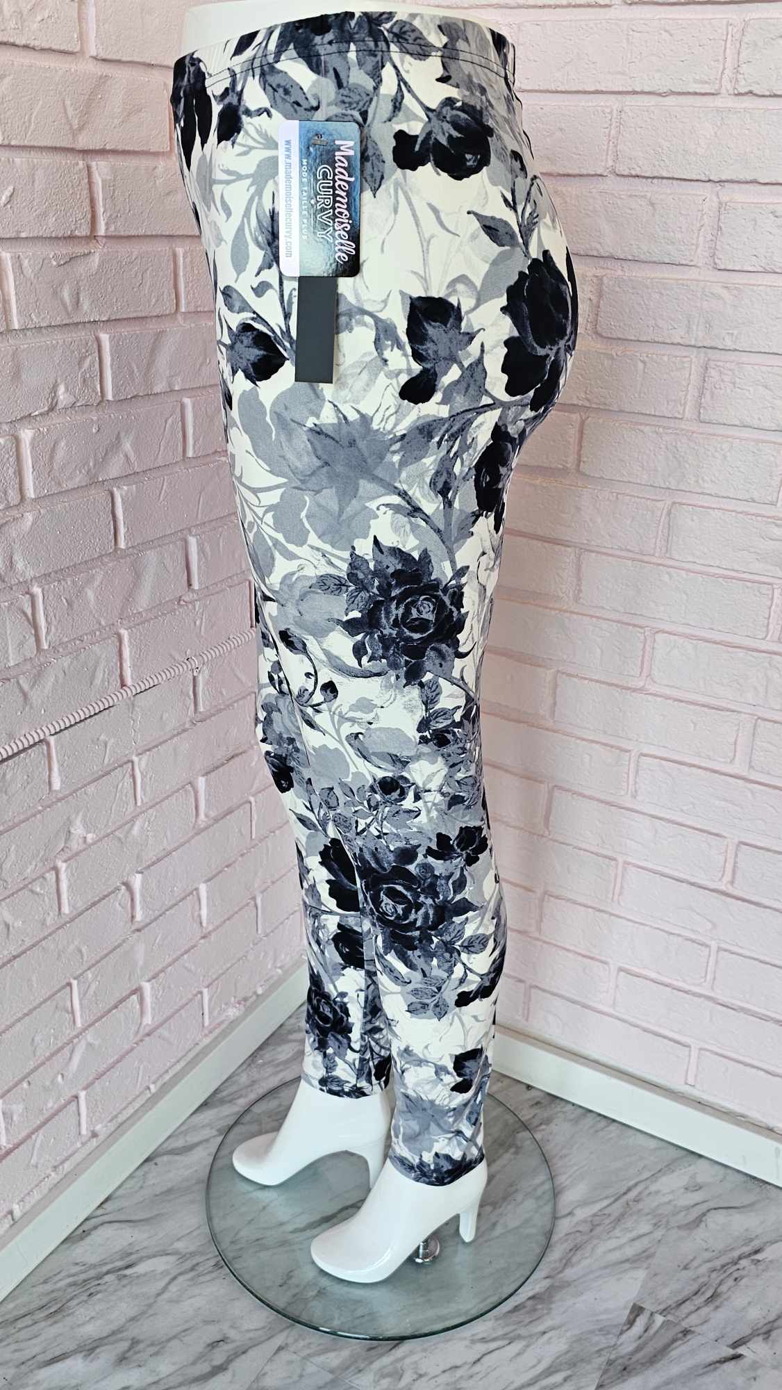 LEGGING with floral patterns #1 (size 20-24)