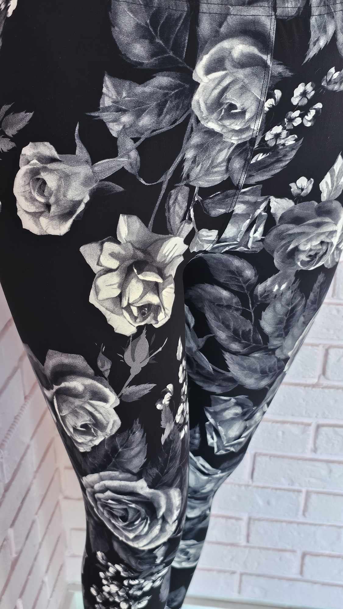 Legging à motifs de roses (Taille 20-24)