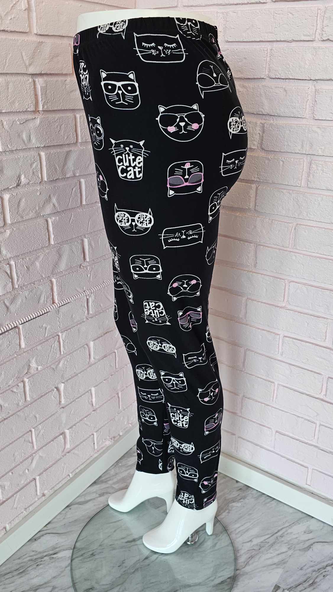 Pattern leggings - Small cats (size 20 to 24)