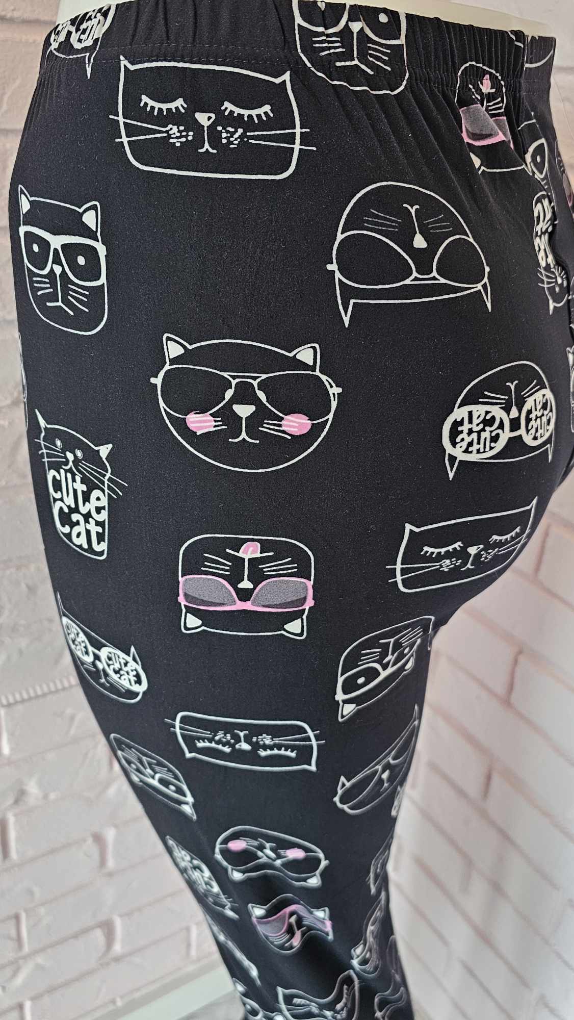 Pattern leggings - Small cats (size 20 to 24)