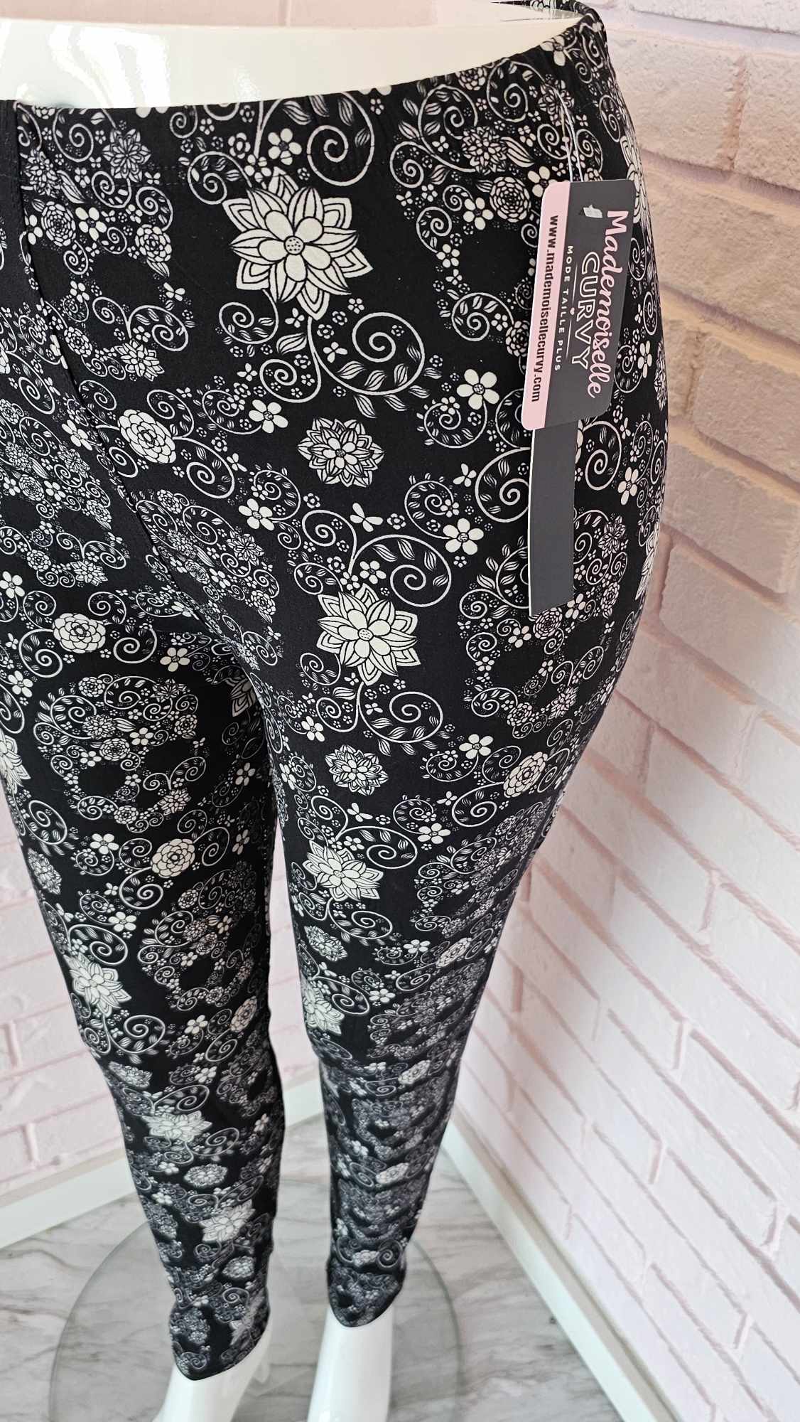 Legging floral à têtes de mort #8