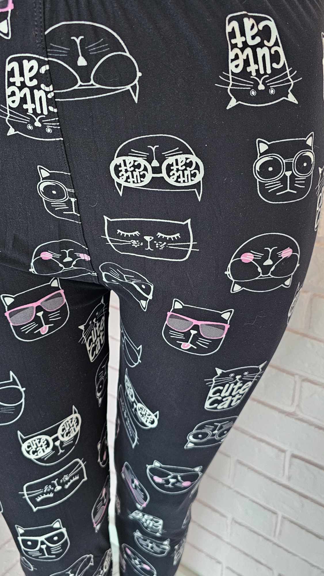 Pattern leggings - Small cats (size 20 to 24)