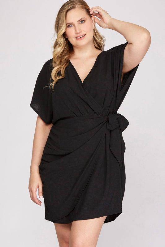 PRÉVENTE - Robe tissée à manches dolman (noir)