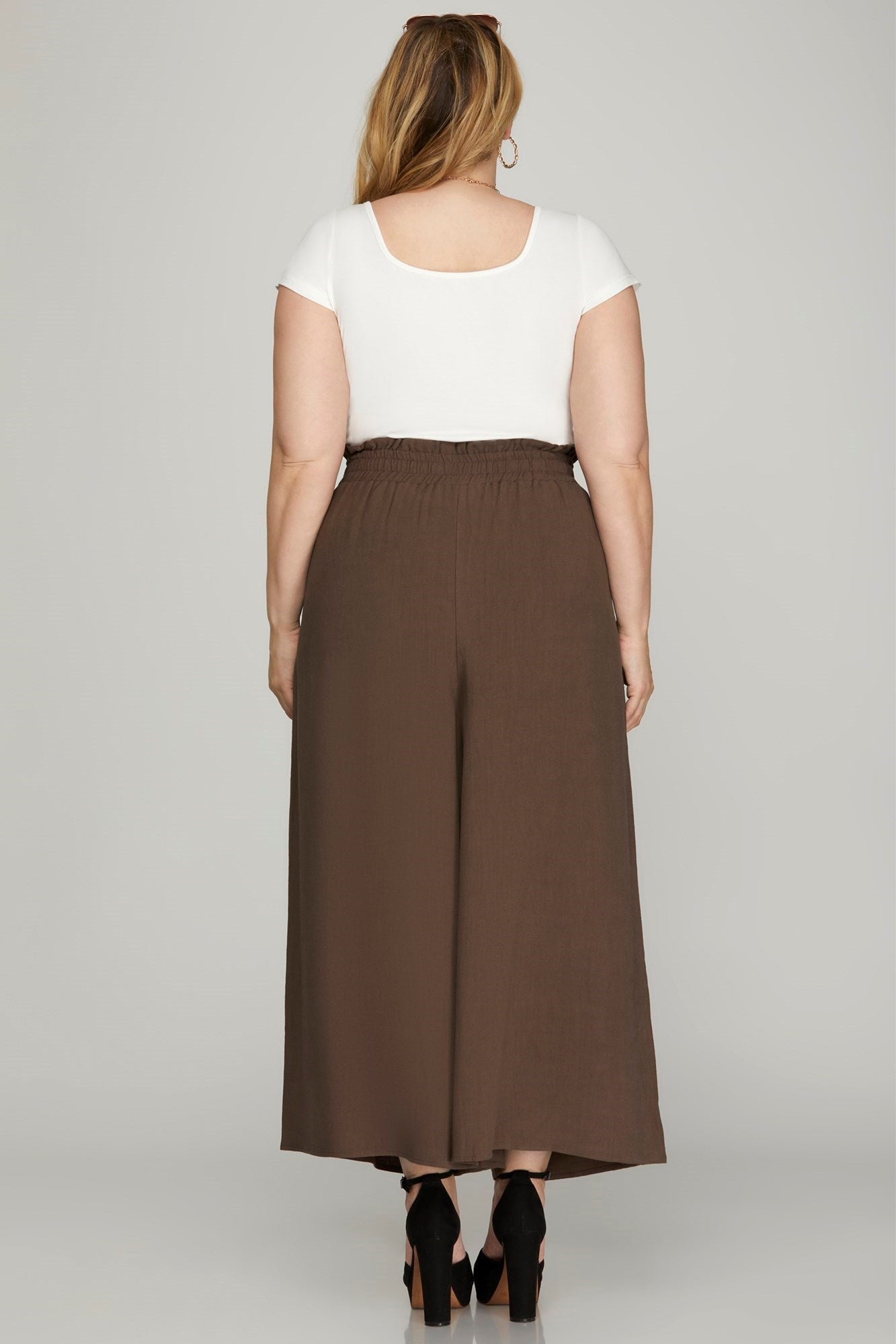 Palazzo pants with a belt (brown)