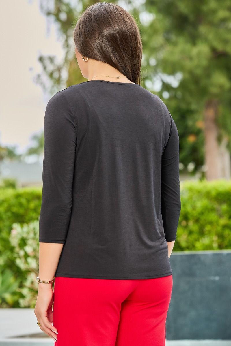 Wrinkle resistant classic top - black