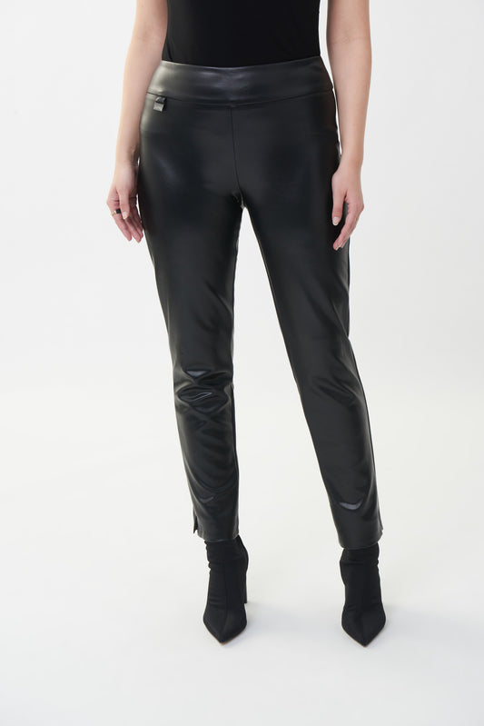 Pantalon noir ajusté en simili cuir - Modèle 223196